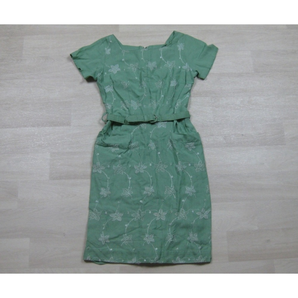 Vintage 50s Wiggle Day Dress (XS) Embroidered Floral Sheath Pockets Cap Sleeve